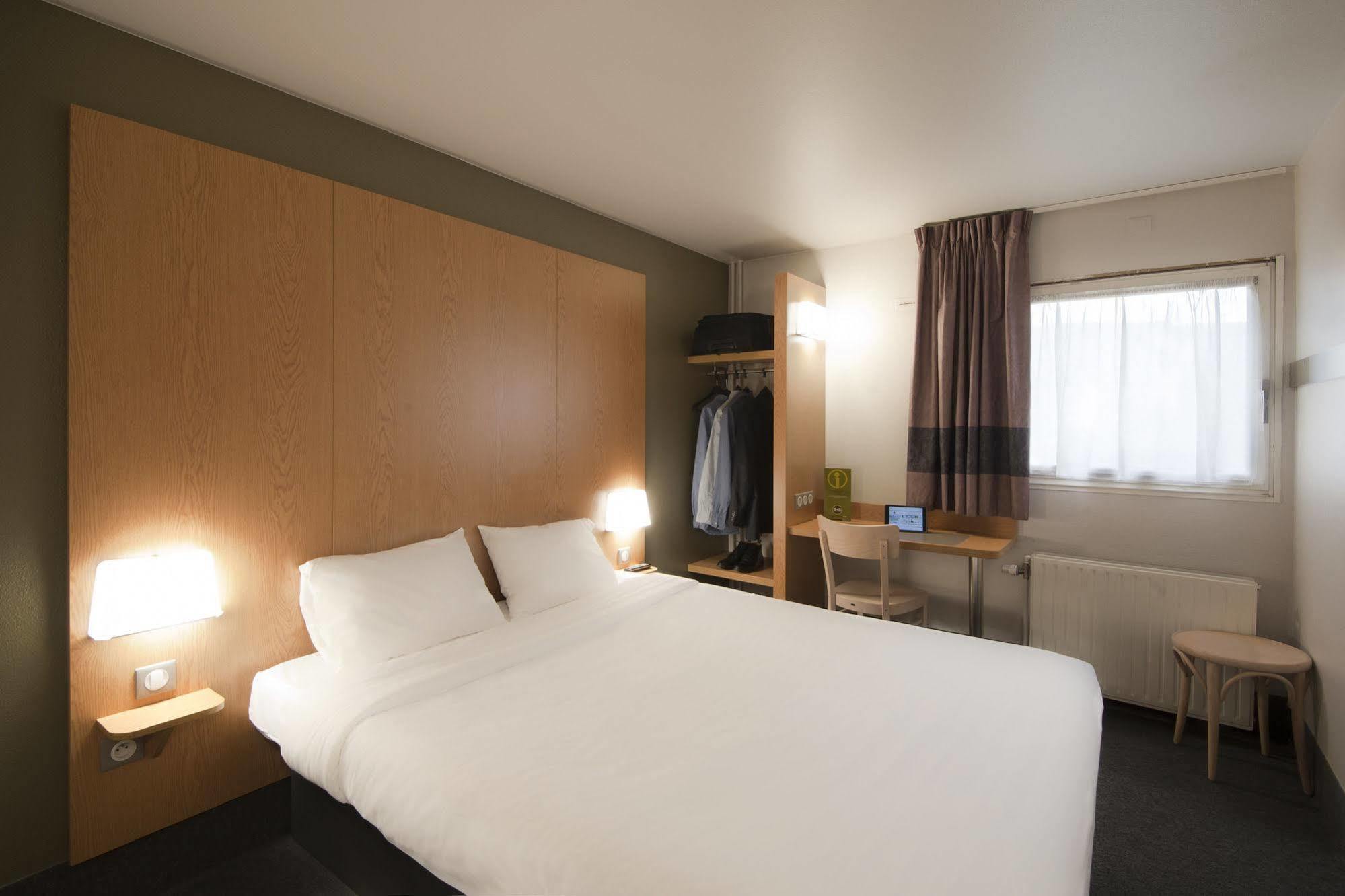 B&B Hotel Lyon Centre Monplaisir Exterior photo
