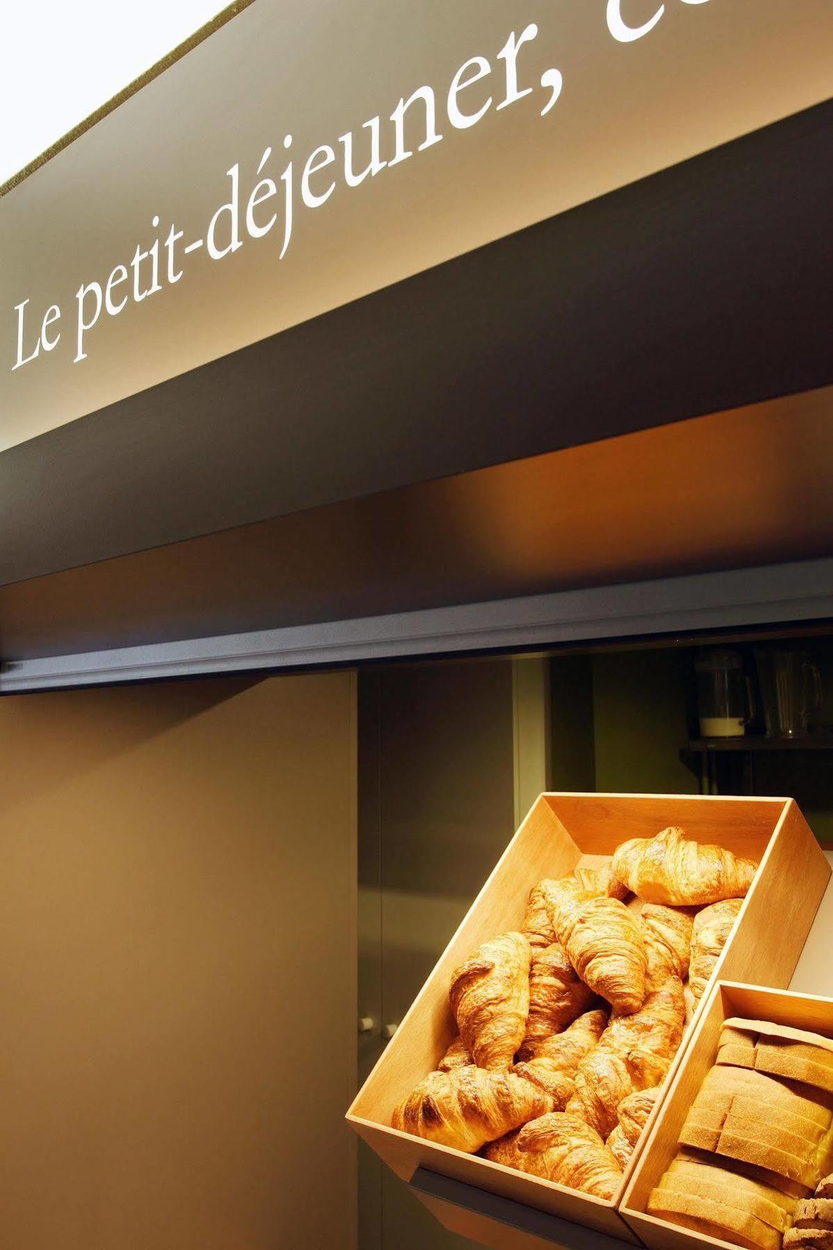 B&B Hotel Lyon Centre Monplaisir Exterior photo